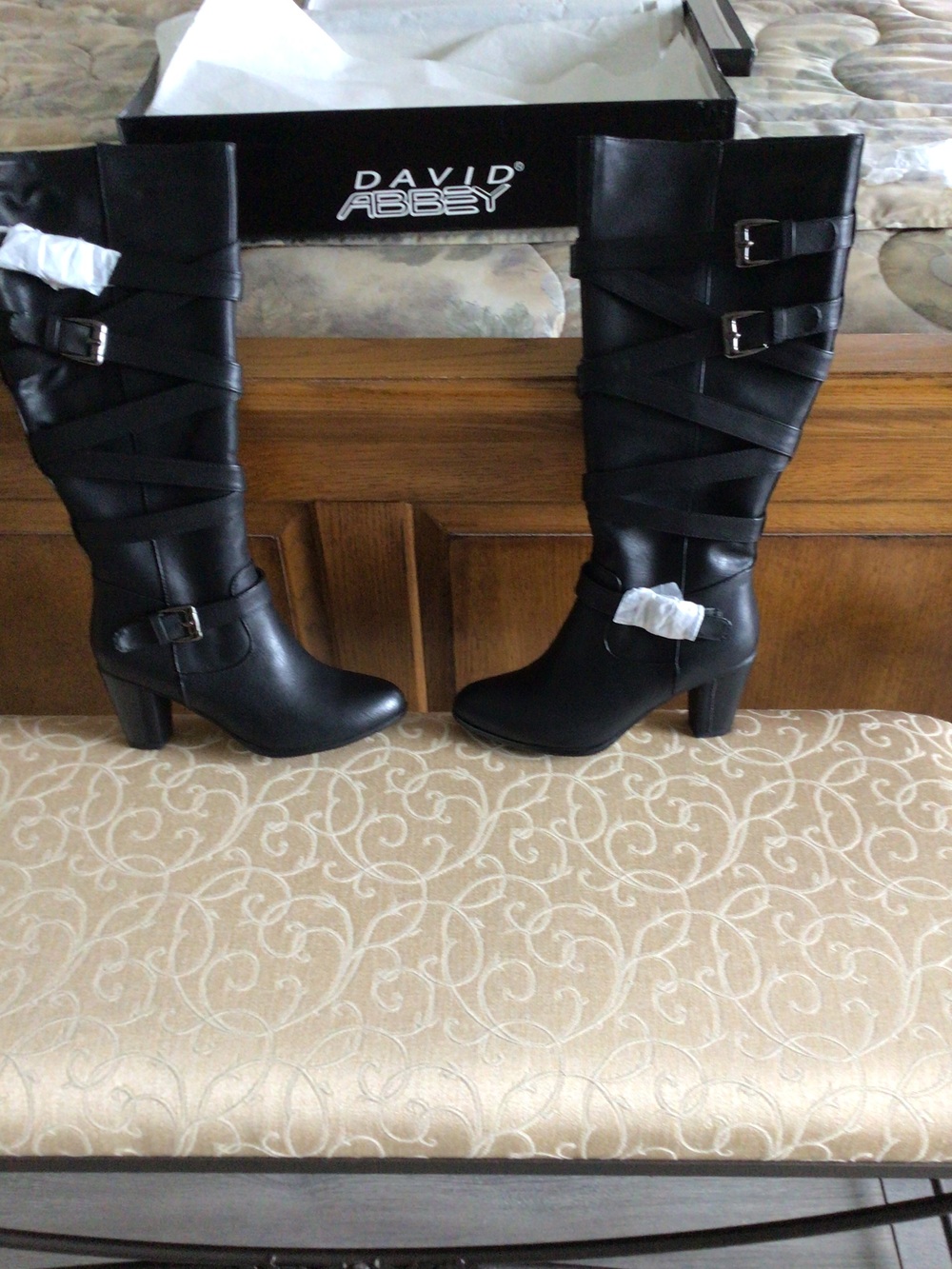 Ladies New knee high boot